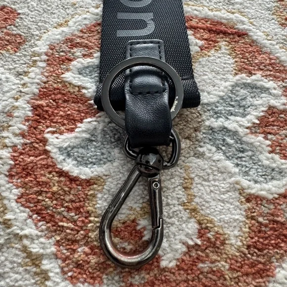 Lululemon Never Lost Keychain in Black - Picture 3 of 4